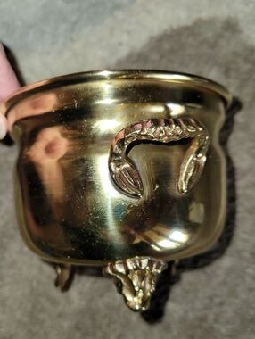 Vintage Round Brass Plant Pot / Planter with Handles And 3 Feet 4 1/2" X 3 1/2"